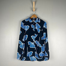 Load image into Gallery viewer, Cabi iris blouse
