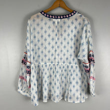 Load image into Gallery viewer, THML boho blouse
