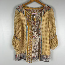 Load image into Gallery viewer, She’s gone la la blouse
