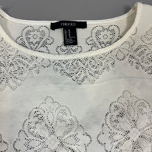 Load image into Gallery viewer, Forever 21 lace long sleeve
