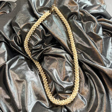 Load image into Gallery viewer, Vintage beaded necklace
