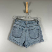 Load image into Gallery viewer, PacSun mom jean shorts
