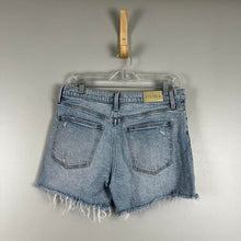 Load image into Gallery viewer, Pistola distressed jean shorts

