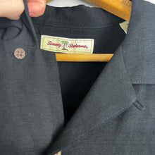 Load image into Gallery viewer, Tommy Bahama button up shirt
