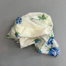Load image into Gallery viewer, Vintage floral handkerchief
