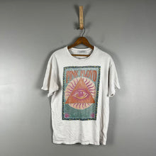 Load image into Gallery viewer, DAYDREAMER Pink Floyd t-shirt
