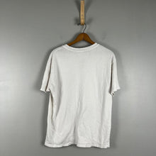 Load image into Gallery viewer, DAYDREAMER Pink Floyd t-shirt
