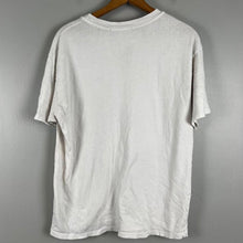 Load image into Gallery viewer, DAYDREAMER Pink Floyd t-shirt
