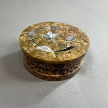 Load image into Gallery viewer, Vintage soapstone trinket dish

