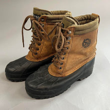 Load image into Gallery viewer, Vintage Eddie Bauer boots
