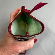 Load image into Gallery viewer, Lucky chick change purse
