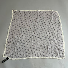 Load image into Gallery viewer, Vintage banana republic scarf
