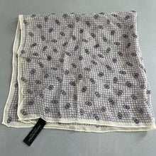 Load image into Gallery viewer, Vintage banana republic scarf
