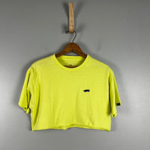 Load image into Gallery viewer, Vans cropped t-shirt
