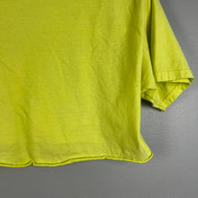 Load image into Gallery viewer, Vans cropped t-shirt
