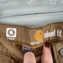 Load image into Gallery viewer, Carhartt men’s cargo pants
