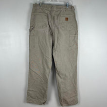 Load image into Gallery viewer, Vintage carhartt men’s pants
