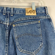 Load image into Gallery viewer, Vintage Lee mom jeans
