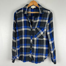 Load image into Gallery viewer, cloth + stone flannel
