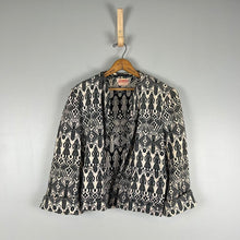 Load image into Gallery viewer, Vintage pelux tribal shacket
