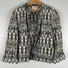 Load image into Gallery viewer, Vintage pelux tribal shacket
