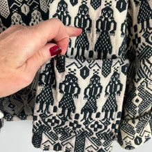 Load image into Gallery viewer, Vintage pelux tribal shacket
