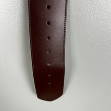 Load image into Gallery viewer, Abercrombie &amp; fitch leather belt
