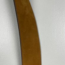 Load image into Gallery viewer, Abercrombie &amp; fitch leather belt
