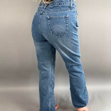 Load image into Gallery viewer, Vintage Berne lined jeans
