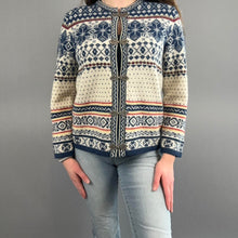 Load image into Gallery viewer, Vintage Susan Bristol sweater
