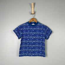 Load image into Gallery viewer, Vintage kids BusterBrown t-shirt

