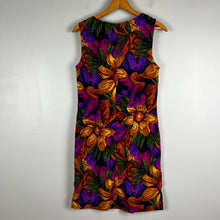 Load image into Gallery viewer, Kathy Ireland floral dress
