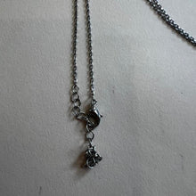 Load image into Gallery viewer, Silver moon necklace
