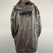 Load image into Gallery viewer, Vintage Veranesi unisex leather jacket
