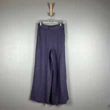 Load image into Gallery viewer, United Colors of Benetton Wide Leg Pants
