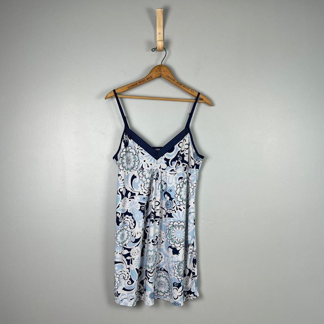 Retro floral summer dress