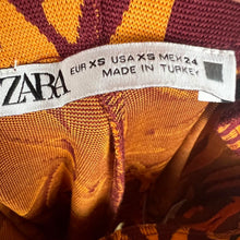 Load image into Gallery viewer, Zara tropical Print Flare Pants
