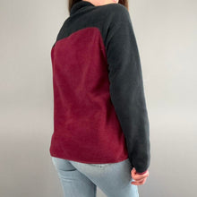 Load image into Gallery viewer, Burton quarter snap fleece
