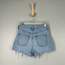 Load image into Gallery viewer, Old Navy Jean shorts
