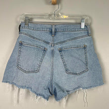 Load image into Gallery viewer, Old Navy Jean shorts
