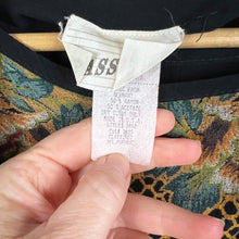 Load image into Gallery viewer, Vintage Classified Fashion top set
