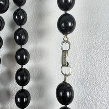 Load image into Gallery viewer, Vintage beaded necklace
