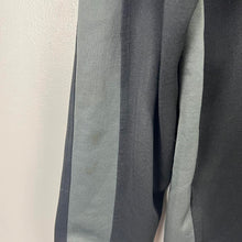 Load image into Gallery viewer, Vintage Hurley zip up
