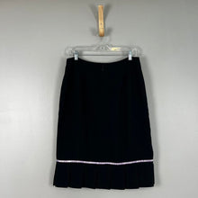 Load image into Gallery viewer, Vintage moving on! skirt
