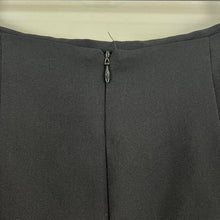 Load image into Gallery viewer, Vintage moving on! skirt
