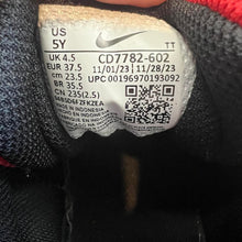 Load image into Gallery viewer, Nike court borough mid 2 big kids sneakers
