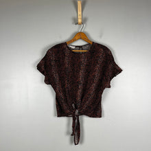 Load image into Gallery viewer, Vintage petite impressions blouse

