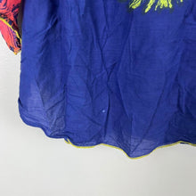 Load image into Gallery viewer, Ripcurl fly away patterned top
