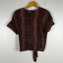 Load image into Gallery viewer, Vintage petite impressions blouse
