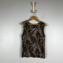 Load image into Gallery viewer, Plisse Palm Leaf Print Blouse
